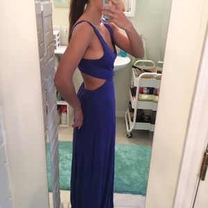 Tobi Cut Out Maxi Dress